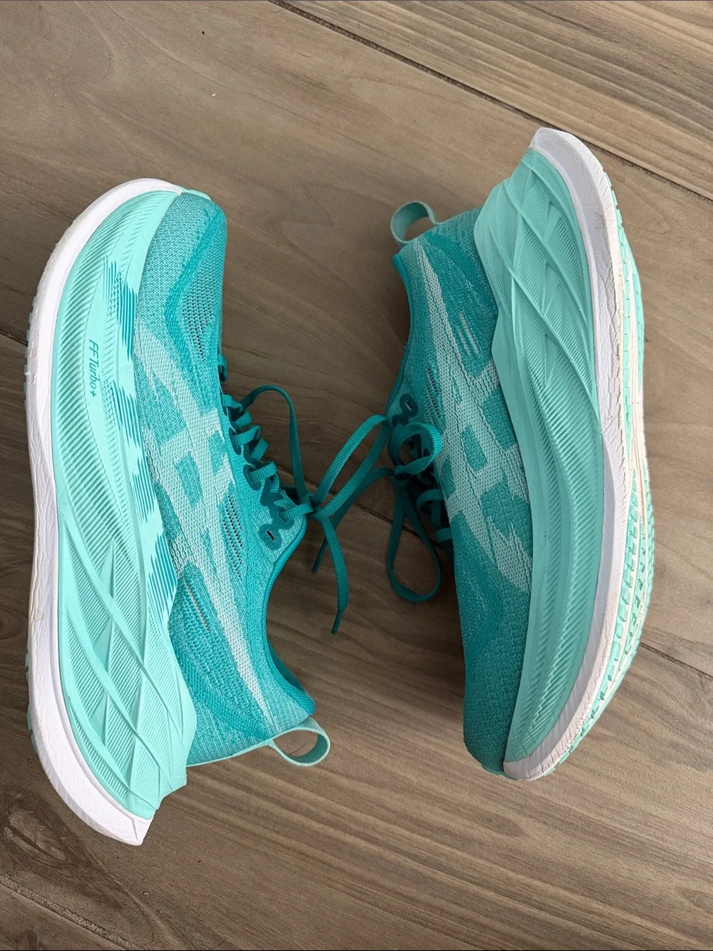 Asics Superblast 2 size 6.5 men/ 8 women - Picture 7 of 8